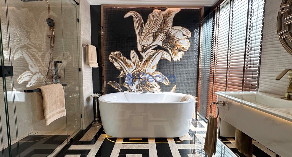 For sale 3 bedrooms condo in Bang Lamung, Chonburi