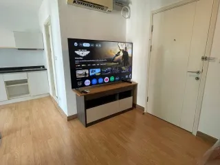Wohnung zur Miete mit Studio in Khlong Toei, Bangkok