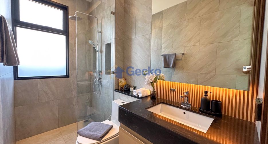 For sale 3 bedrooms house in Bang Lamung, Chonburi