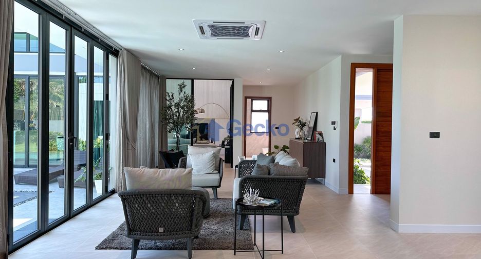 For sale 3 bedrooms house in Bang Lamung, Chonburi