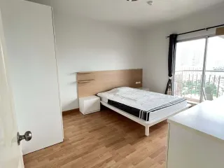 For sale 3 bedrooms condo in Bang Phlat, Bangkok