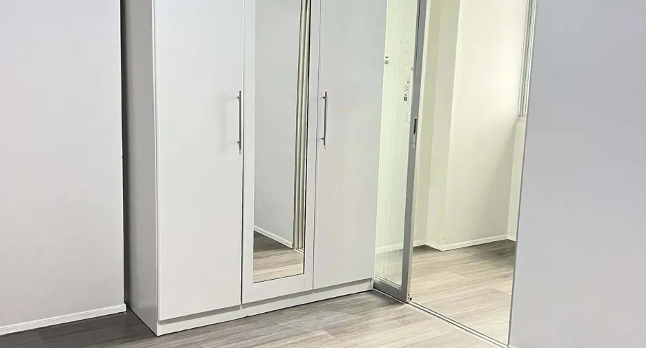 For sale 3 bedrooms condo in Bang Phlat, Bangkok