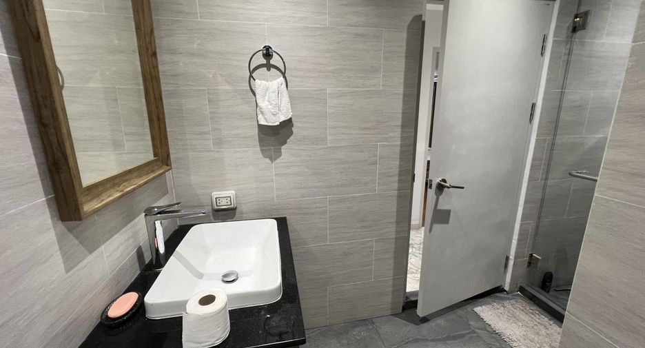 ขาย 3 ห้องนอน คอนโด ใน วัฒนา, กรุงเทพฯ