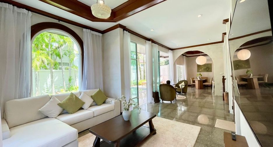 À louer 3 chambres villa à Mueang Phuket, Phuket