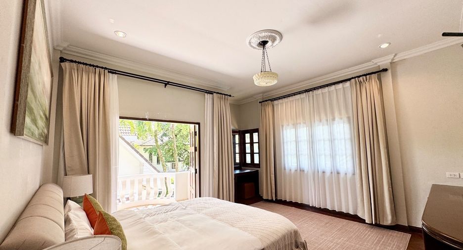 À louer 3 chambres villa à Mueang Phuket, Phuket