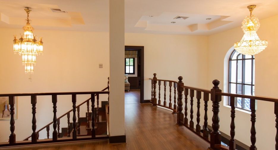 Villa en venta y en alquiler de 5 habitaciones en Mueang Krabi, Krabi