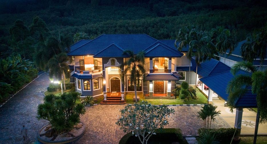 Villa en venta y en alquiler de 5 habitaciones en Mueang Krabi, Krabi