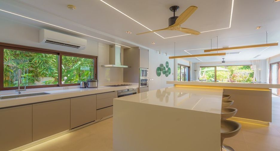 For sale 6 ベッドルーム villa in Mueang Phuket, Phuket
