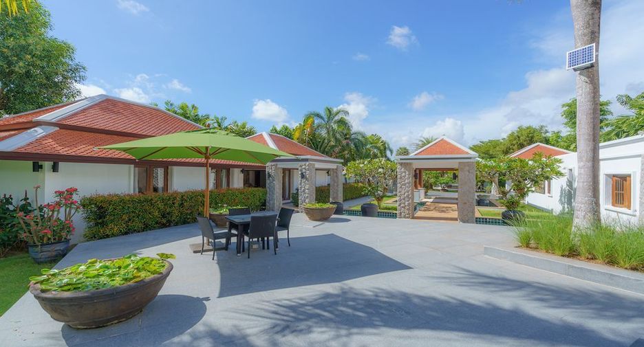 For sale 6 ベッドルーム villa in Mueang Phuket, Phuket