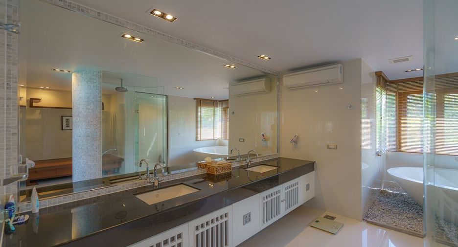 For sale 6 ベッドルーム villa in Mueang Phuket, Phuket