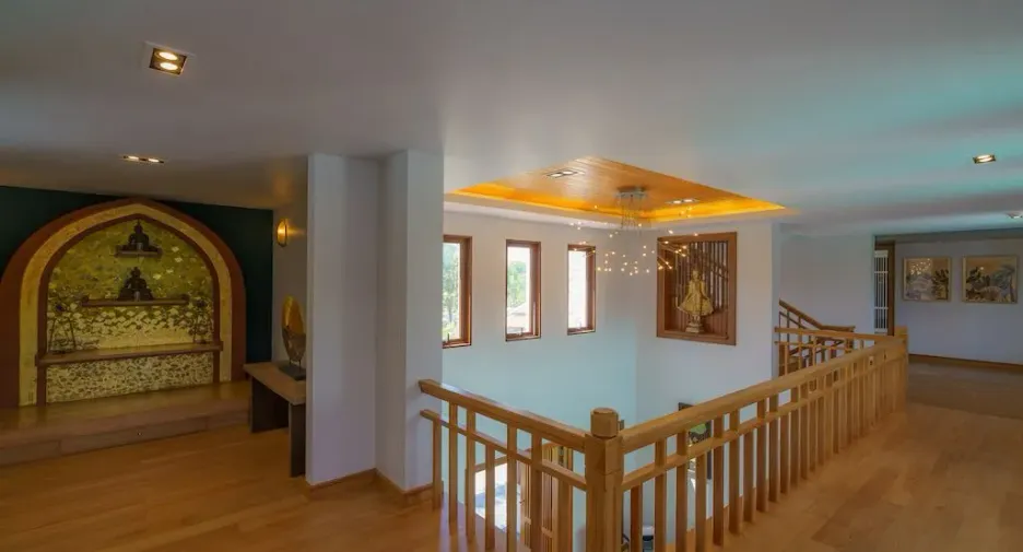 For sale 6 bedrooms villa in Mueang Phuket, Phuket