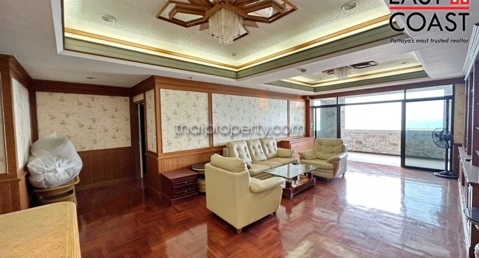 For sale 3 bedrooms condo in Bang Lamung, Chonburi