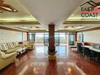 For sale 3 ベッドルーム condo in Bang Lamung, Chonburi