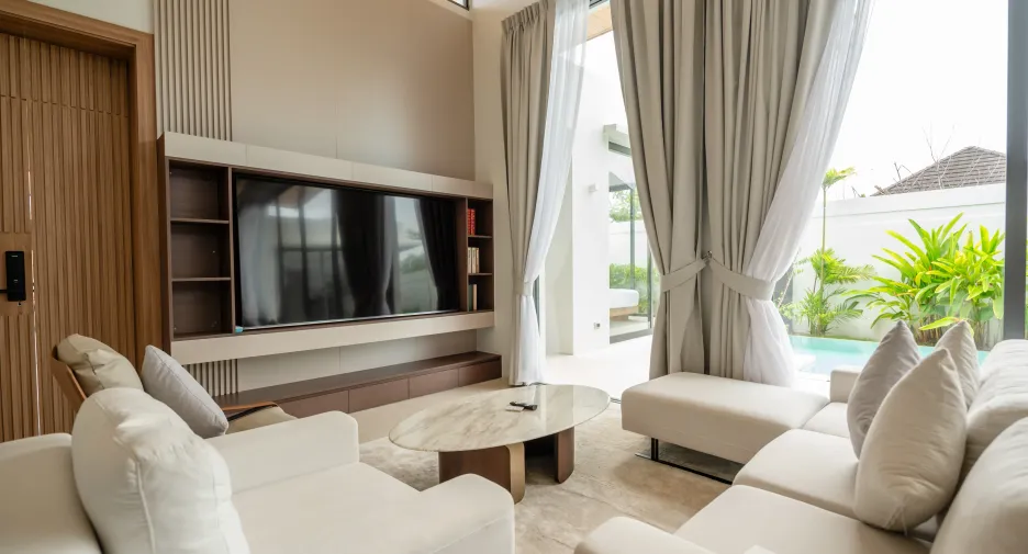 For rent 4 bedrooms villa in Mueang Phuket, Phuket