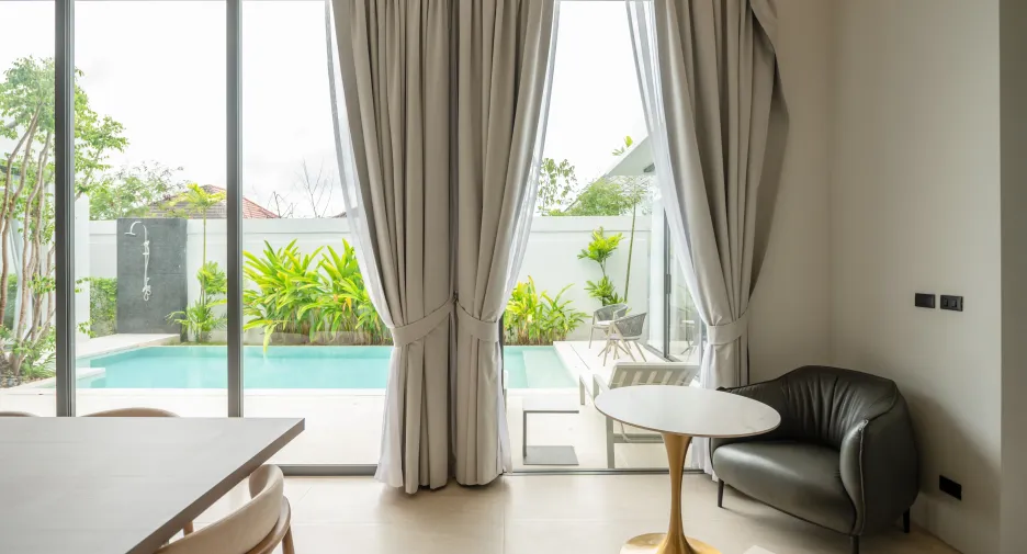 For rent 4 bedrooms villa in Mueang Phuket, Phuket