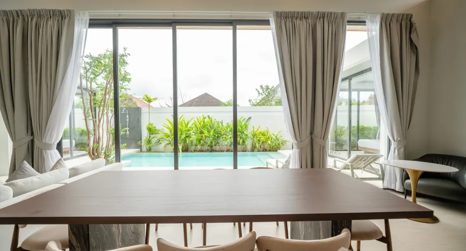 For rent 4 bedrooms villa in Mueang Phuket, Phuket