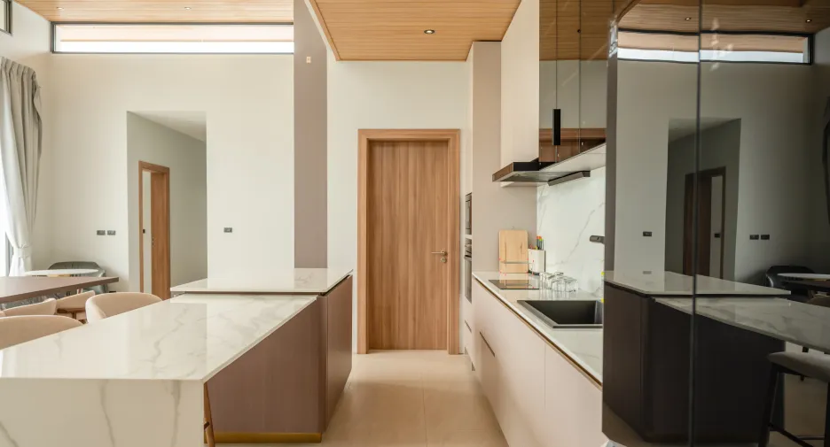 For rent 4 bedrooms villa in Mueang Phuket, Phuket