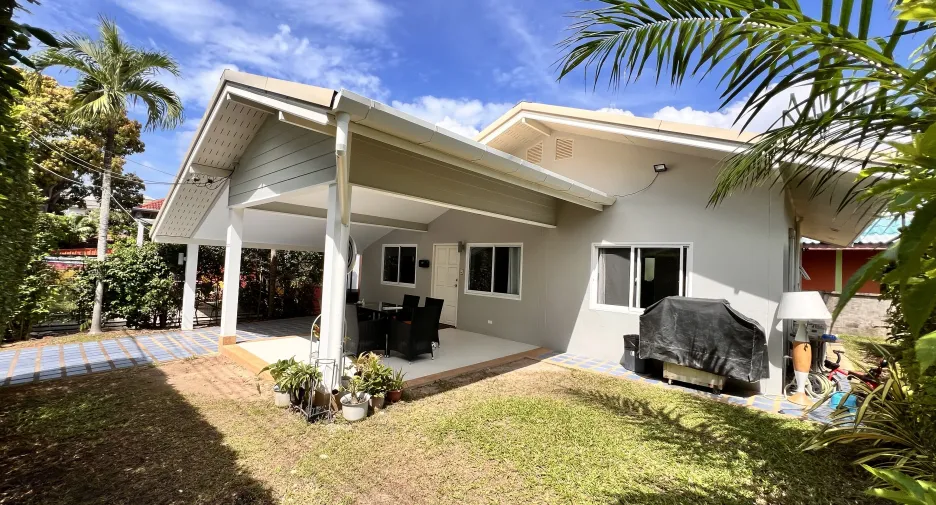 For sale 2 ベッドルーム house in Mueang Phuket, Phuket