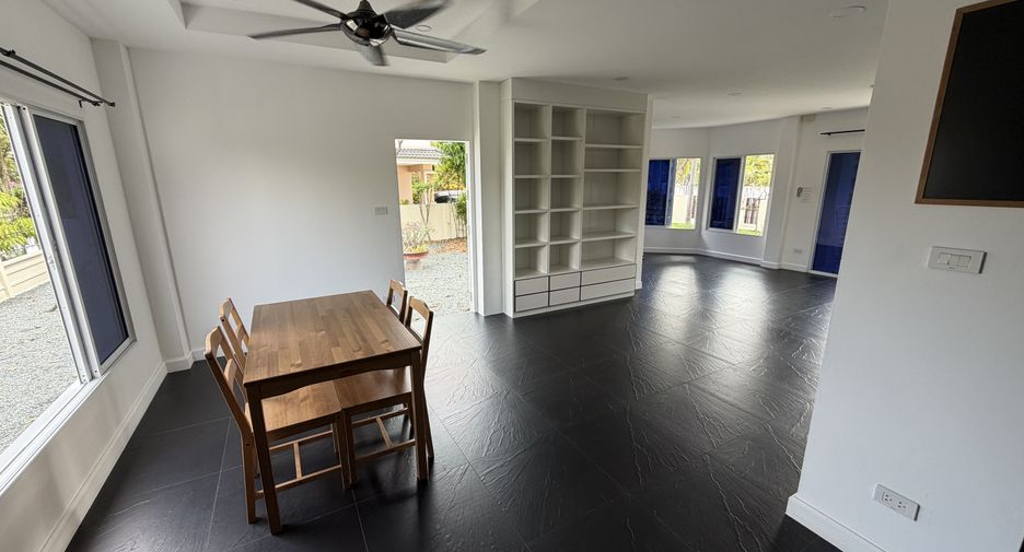 For sale and for rent 3 bedrooms house in San Sai, Chiang Mai