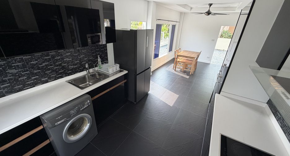 For sale and for rent 3 bedrooms house in San Sai, Chiang Mai