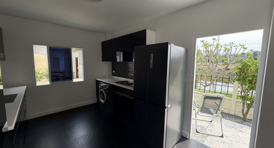 For sale and for rent 3 bedrooms house in San Sai, Chiang Mai