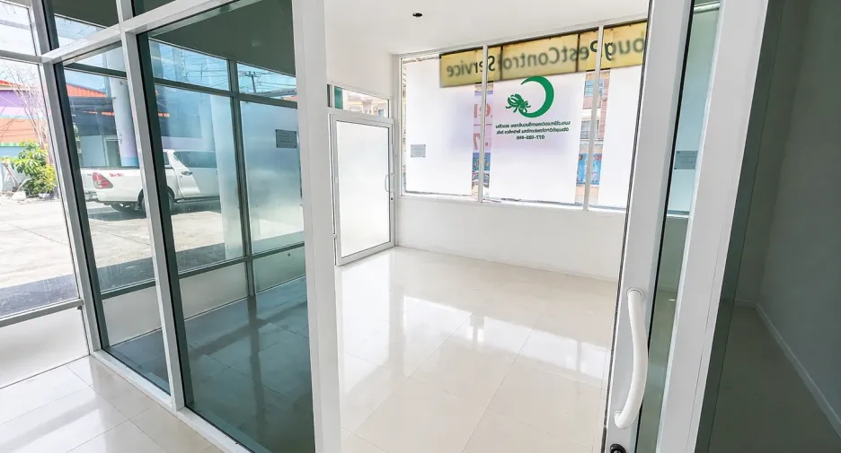 For rent 3 bedrooms retail Space in Ko Samui, Surat Thani