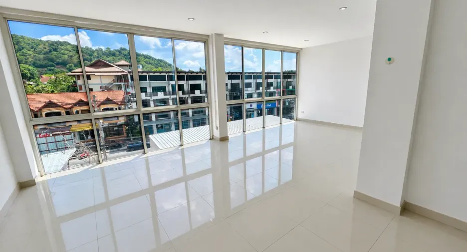 For rent 3 bedrooms retail Space in Ko Samui, Surat Thani