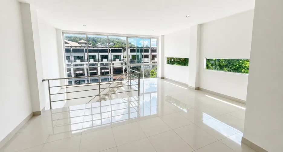 For rent 3 bedrooms retail Space in Ko Samui, Surat Thani