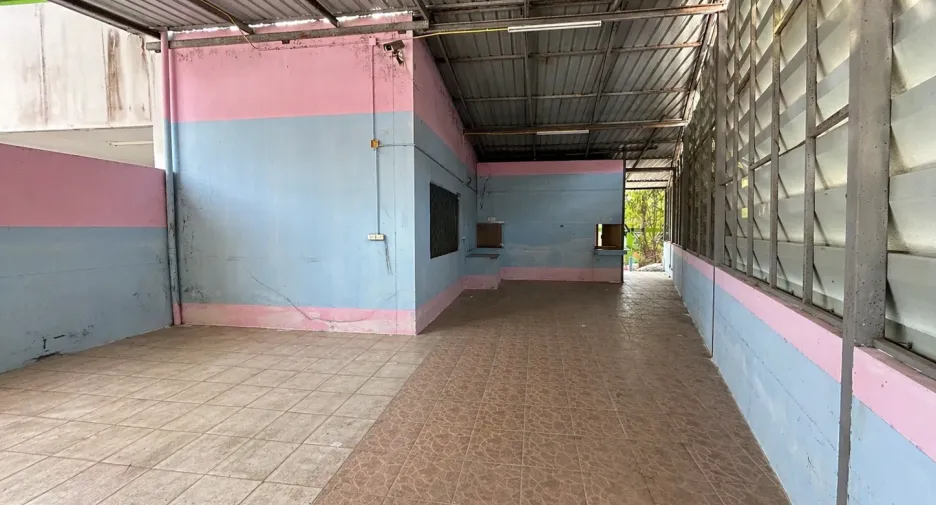 For rent 3 bedrooms retail Space in Ko Samui, Surat Thani