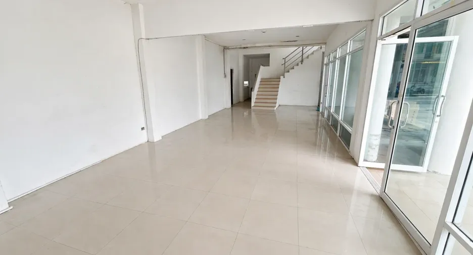 For rent 3 bedrooms retail Space in Ko Samui, Surat Thani