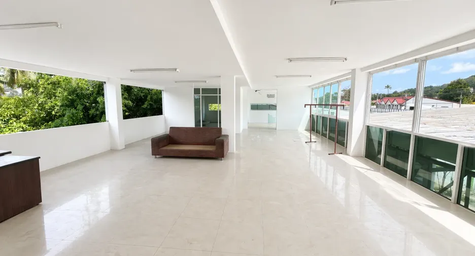 For rent 3 bedrooms retail Space in Ko Samui, Surat Thani