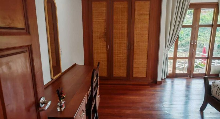 Casa en venta y en alquiler de 4 habitaciones en Ko Samui, Surat Thani