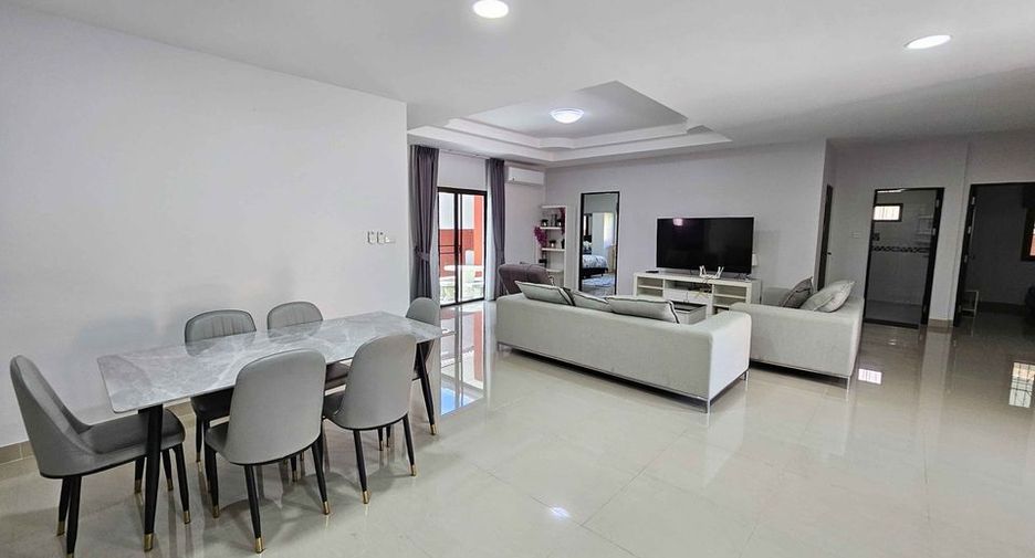 For rent 4 bedrooms house in Bang Lamung, Chonburi