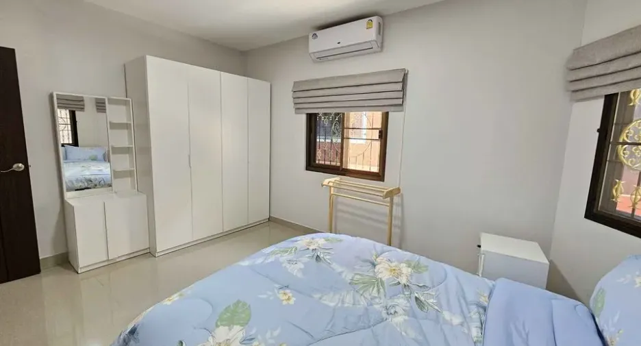 出租 4 卧室 独立屋 在 Bang Lamung, Chon Buri