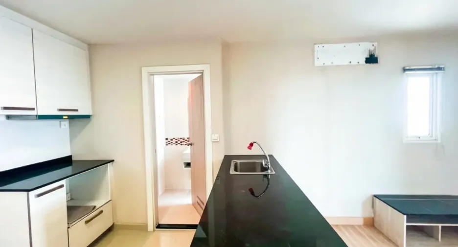 For rent 2 bedrooms condo in Pak Kret, Nonthaburi