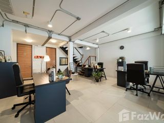 ขาย และ ให้เช่า 3 ห้องนอน บ้านเดี่ยว ใน วัฒนา, กรุงเทพฯ