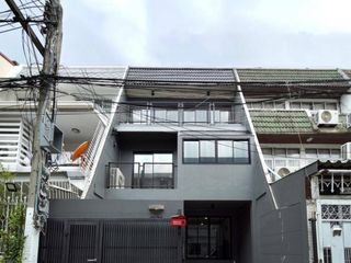 ขาย และ ให้เช่า 3 ห้องนอน บ้านเดี่ยว ใน วัฒนา, กรุงเทพฯ