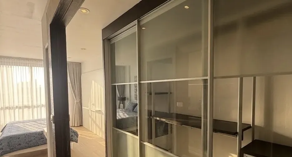 For sale 1 bed condo in Yan Nawa, Bangkok