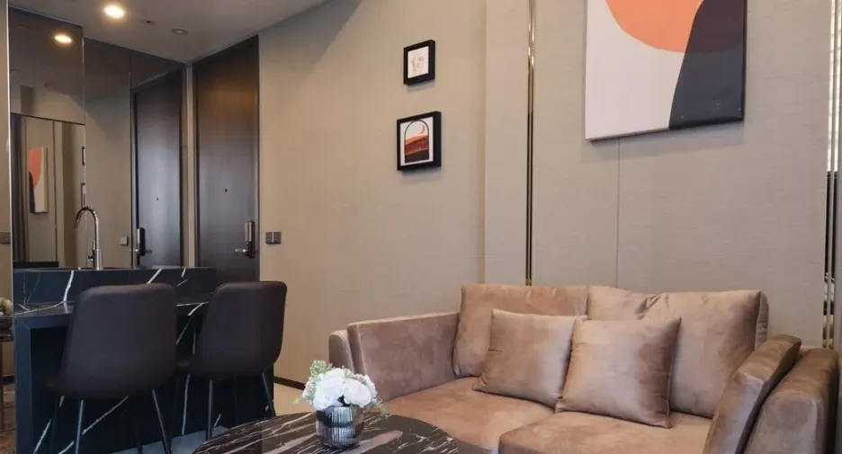 For rent 1 bed condo in Khlong Toei, Bangkok