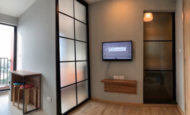 Condo en alquiler de estudio en Bang Phlat, Bangkok