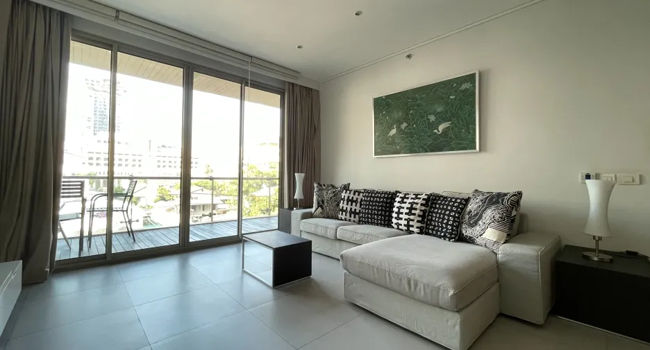 For rent 2 bedrooms condo in Sathon, Bangkok