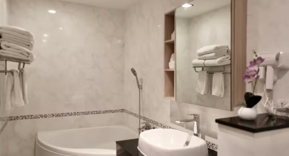 À vendre 2 chambres condo à Mueang Phuket, Phuket