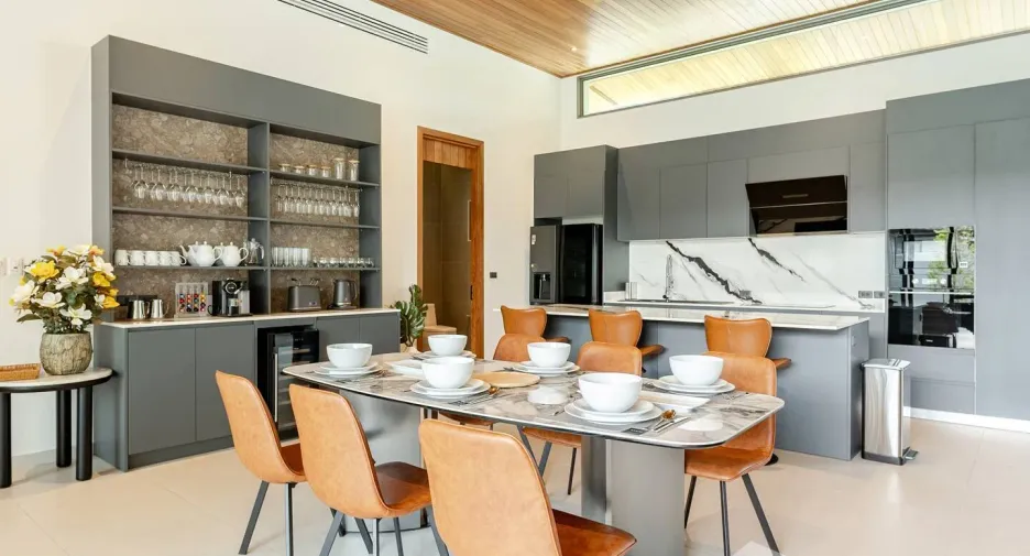 For rent 4 bedrooms villa in Thalang, Phuket