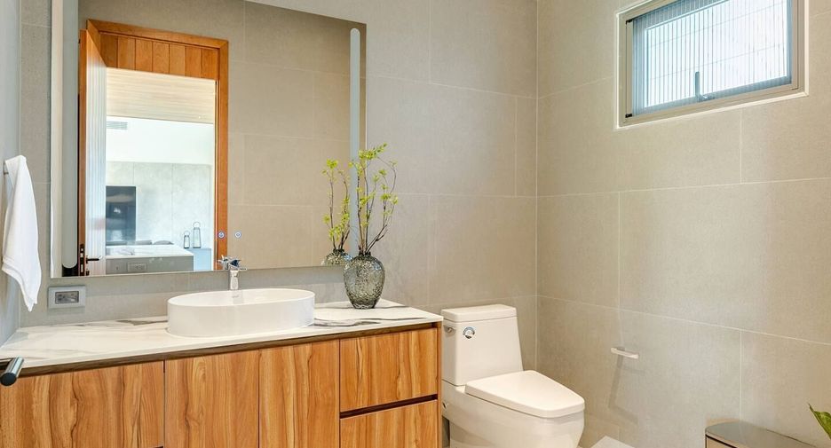 For rent 4 bedrooms villa in Thalang, Phuket