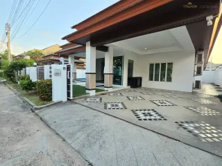 Villa zur Miete mit 3 Zimmer in Bang Lamung, Chonburi