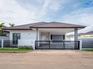 For sale 3 bedrooms villa in Bang Lamung, Chonburi