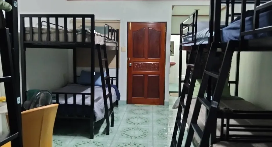 Hotel en venta de 4 habitaciones en Jomtien, Pattaya
