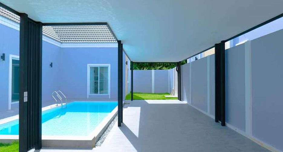 For sale 4 bedrooms villa in Bang Lamung, Chonburi