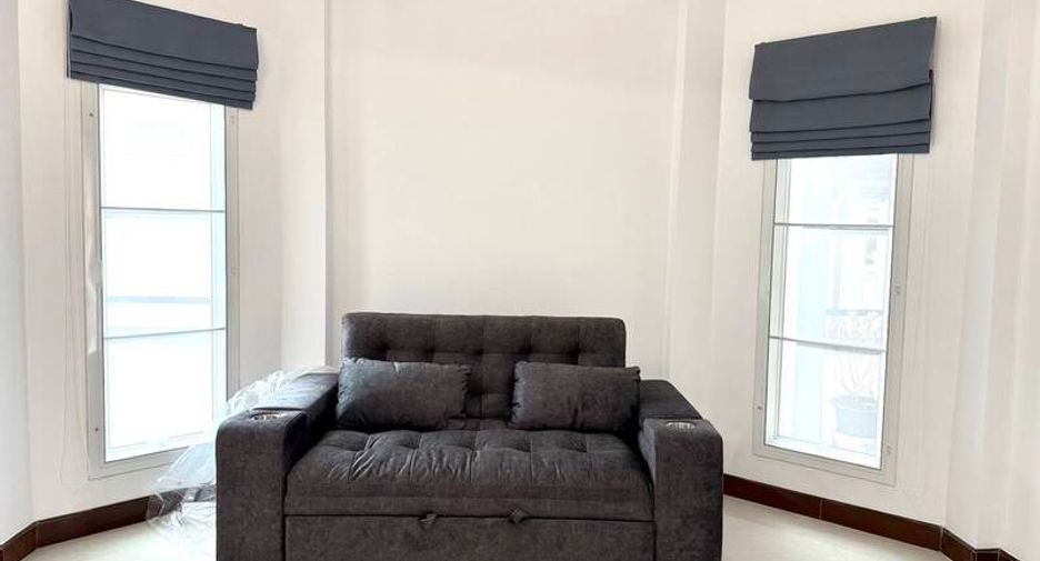 À vendre 3 chambres maison à Sattahip, Chonburi
