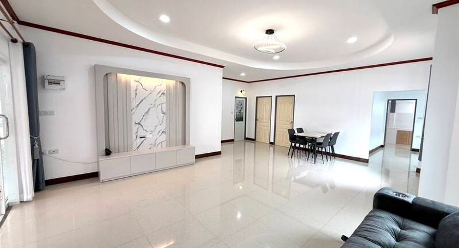 À vendre 3 chambres maison à Sattahip, Chonburi
